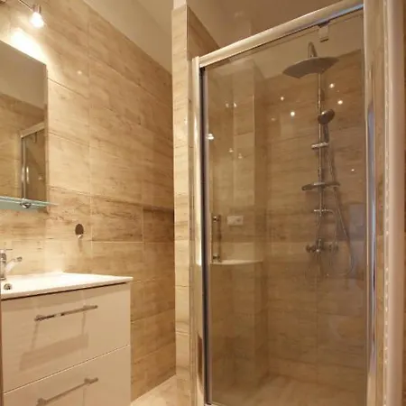 Privatunterkunft Ua Private In